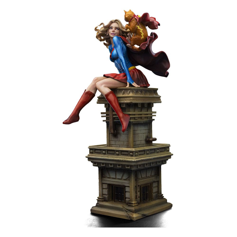 Estatuilla DC 10 1 Scale Super Girl Serie # 8 25 cm